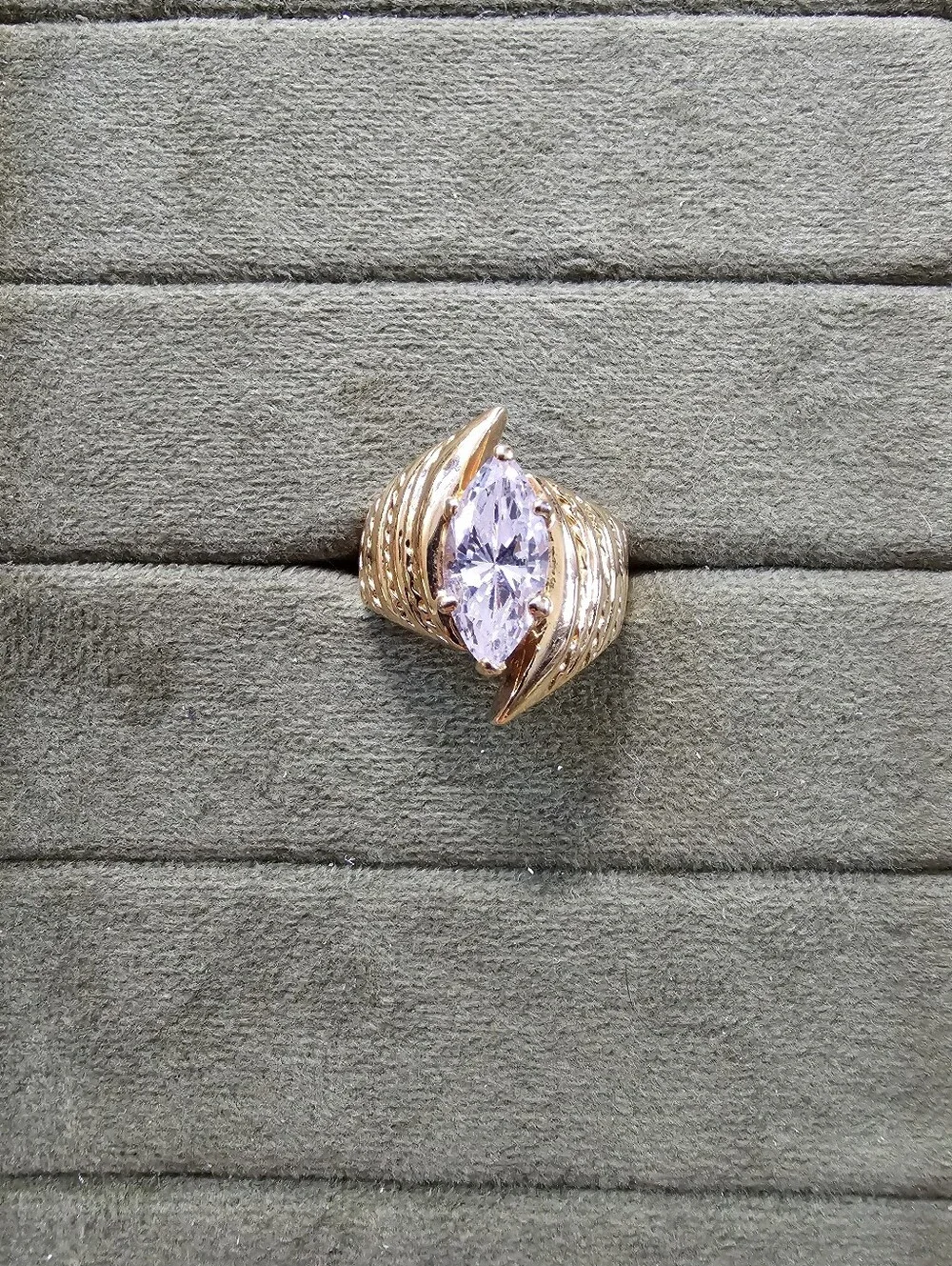 Vintage Ring Size 7.5